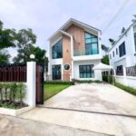 ขายด่วน 5.3 ล้าน บ้านสร้างใหม่ สไตล์โมเดิร์น แม่เหียะ พืชสวนโลก