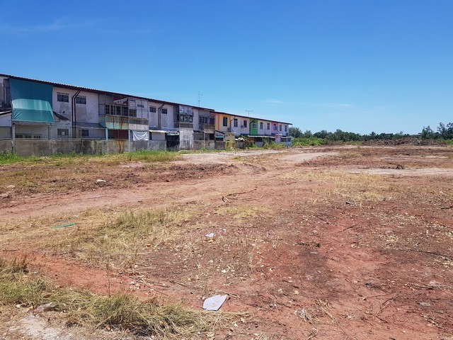 ขายที่ดินท่าฉลอม 5-3-75.3 ไร่ ใกล้วงเวียน 1.6 กิโลเมตร 0634211269