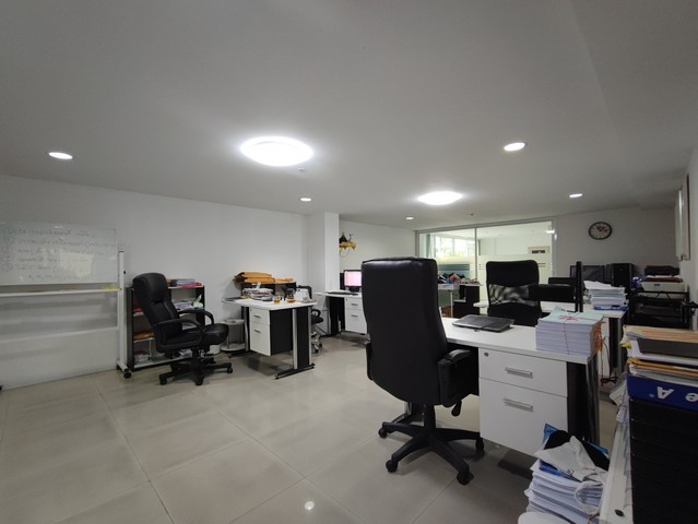 เดอะ สปิริต คอนโดมิเนียม ศรีนครินทร์ สุดคุ้มค่าถูกมาก