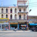 ขายตึกแถว 2 คูหา (ร้านเฮียกิมนมสด) เยื้องโรงแรมลาพาโลมา ใกล้ รพ.พ