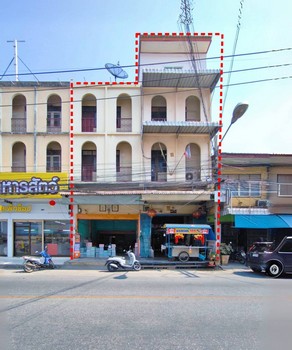 ขายตึกแถว 2 คูหา (ร้านเฮียกิมนมสด) เยื้องโรงแรมลาพาโลมา ใกล้ รพ.พ