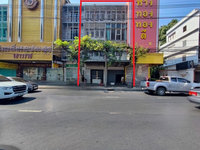 ตึกอาคารพาณิชย์พหลโยธิน รถไฟฟ้าสะพานใหม่ ตึกตลาดยิ่งเจริญ 4 ชั้น