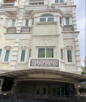 ให้เช่า ทาวน์โฮม โกลเด้น โฮม พาร์ควิลล์ ใกล้ BRT ถนนจันทน์