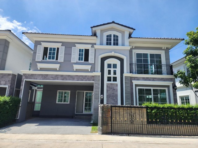 ให้เช่าบ้านแฝด 2 ชั้น ม.โกลเด้น นีโอ สุขุมวิท-ลาซาล