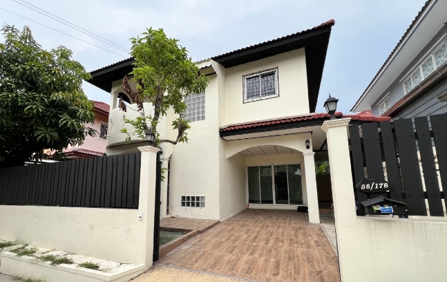 ขายบ้านเดี่ยว เพชรเกษม 69 ใกล้เดอะมอลล์บางแค