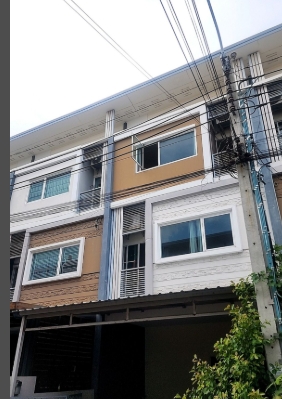ให้เช่าทาวน์โฮม 3 ชั้น วิลเลจ ซิตี้ พัฒนาการ38