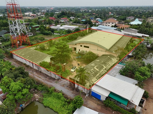 ให้เช่าโกดัง เช่าคลังสินค้านครปฐม เนื้อที่กว่า 2 ไร่ครึ่ง จอดรถได