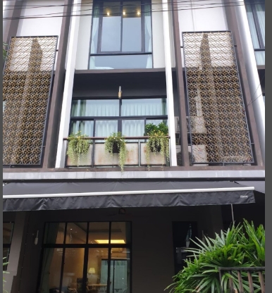 ขายทาวน์โฮม ฟลอร่า วงศ์สว่าง ใกล้ประชาชื่น สะพานพระราม7