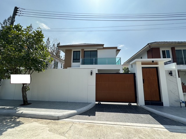 For Sale : Kohkaew, 2-story detached house, 3 Bedrooms, 3 Bathroo