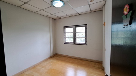 ภัทรินทร์เฮ้าส์ รัตนาธิเบศร์ เมืองนนทบุรี จังหวัดนนทบุรี