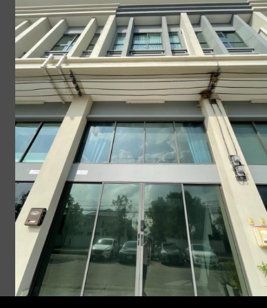 ให้เช่าอาคารพาณิชย์ 3.5 ชั้น รังสิตคลอง1 ห้องน้ำ ติดถนนรังสิต นค