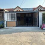 ขายทาวน์เฮ้าส์ บ้านตะวันออกบ้านบึง ขนาด 23 ตร.วา