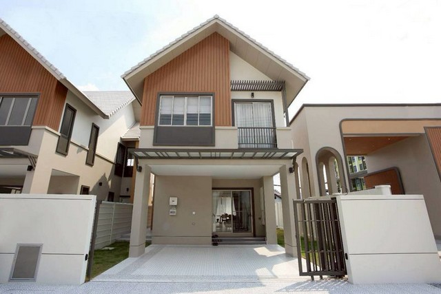 ขายบ้านรมย์ธนี ขนาด 45 ตร.วา พื้นที่ใช้สอยขนาด 180 ต.ร.ม.
