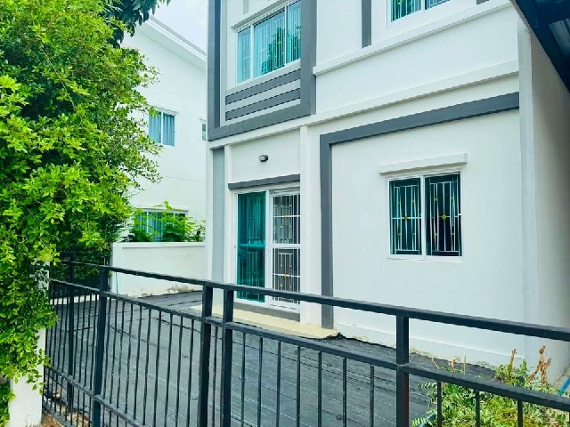 บ้านเดี่ยว 2ชั้น รร.สารสาสน์วิเทศ MRT คลองบางไผ่ 3.2 กม. 4 นอน