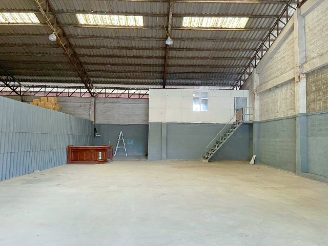 โกดัง ออฟฟิศ 102 ตรม รพ.วิชัยเวช อินเตอร์ อ้อมน้อย 2 กม.ติดถนนใหญ