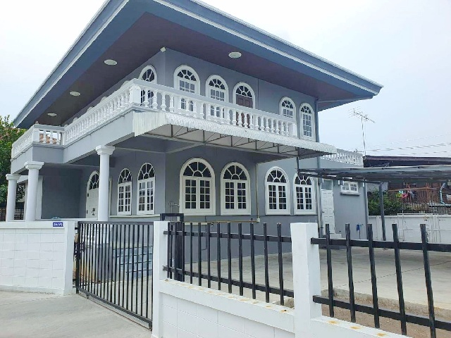 บ้านเดี่ยว 2 ชั้น 7 น ตลาดเอี่ยมสมบัติ 1.7 กม. MRT ศรีนุช 1.6 กม