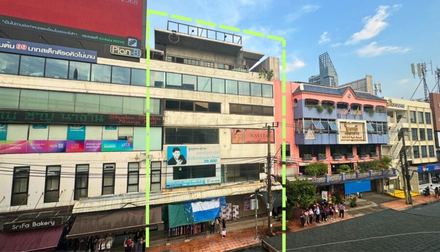 ขายด่วนราคาพิเศษ อาคารพาณิชย์ 6 ชั้น 2 คูหา หน้าทางขึ้น-ลง BTS