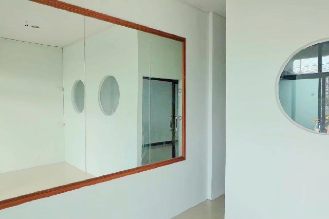 นิคมลาดกระบัง ตลาดจตุจักรคุ้มเกล้า 2.4กม. รพ.พระจอมเกล้าลาดกระบั