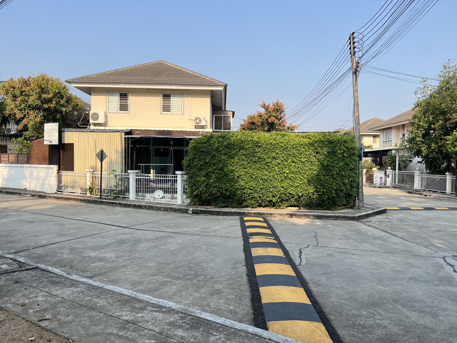 บ้านสวย สภาพใหม่ ในโครงการกาญจน์กนกวิลล์ 11