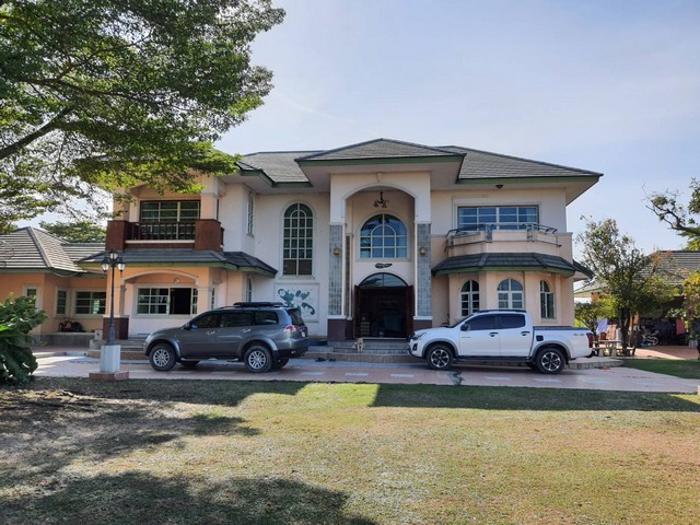 ขายบ้าน หลังใหญ่ ใกล้แยกนพวงค์ปทุมธานี ขนาด 10-2-84 (11)