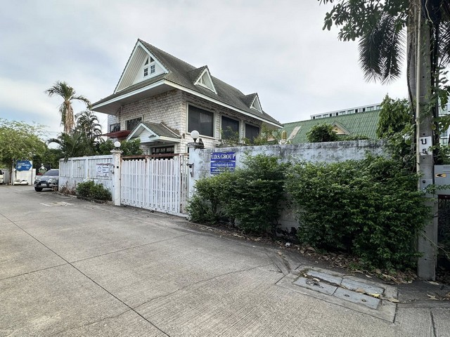 ขายที่ดินพร้อมโฮมออฟฟิศ 3 ชั้น 217 ตรว.อ่อนนุช 66-1 ใกล้ MRT ศรีน