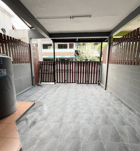 P610 ให้เช่า ทาวน์เฮ้าส์ 2 ชั้น หมู่บ้านธนะสิน ซอย นวมินทร์ 66