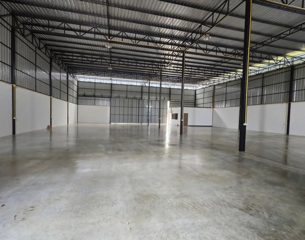 ให้เช่าโกดังสร้างใหม่พร้อมสำนักงาน ถนนนิมิตรใหม่ รถใหญ่ เข้าได้