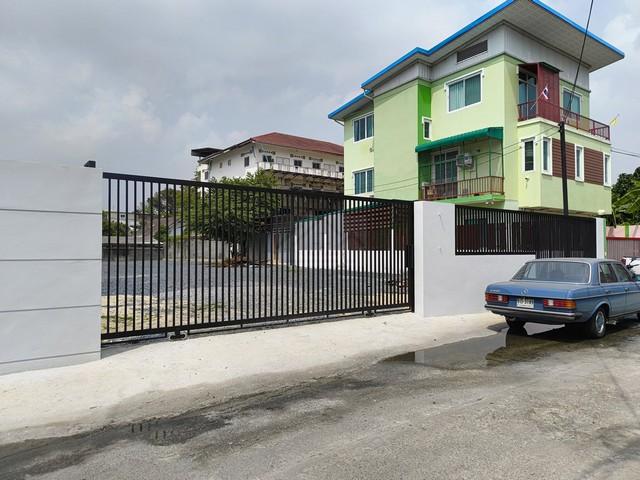 P627ให้เช่า ที่ดินเปล่า พร้อมอาคาร ซอยพัฒนาการ 20