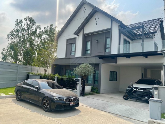 ขายบ้านเดี่ยว หลังมุม 77 ตรว. Centro บางนา เฟส2 เฟอร์ครบ ใกล้เมกะ