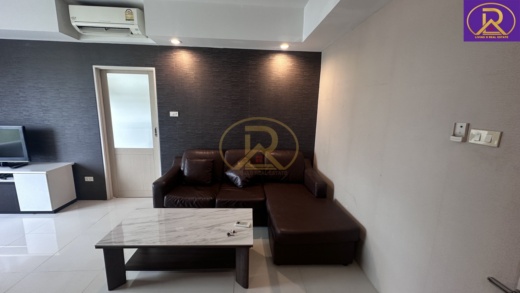 ให้เช่าคอนโดอมตะ เดอะกั๊ม คอนโด ตึกC The Kump Condo ติดอมตะซิตี้ช