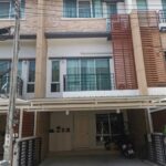 ให้เช่าทาวน์โฮม 3 ชั้น ทาวน์พลัส เกษตร – นวมินทร์ ถนนคลองลำเจียก
