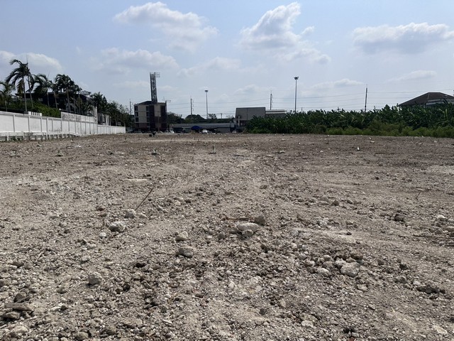 ให้เช่าที่ดินเปล่า 5 ไร่เศษ ถนนประดิษฐ์มนูญธรรม (เลียบด่วน) **แบ่