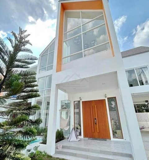 ให้เช่าPool Villa 3 ชั้น 200 ตรว 5นอน ถ.ราชพฤกษ์ ใกล้Central West