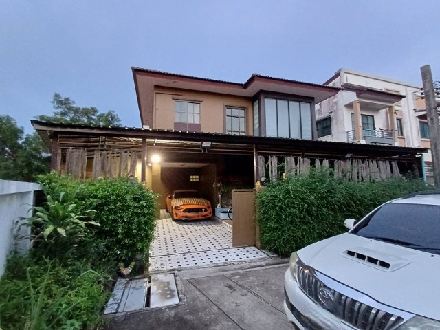 ขายขาดทุน บ้านเดี่ยว 2 ชั้นเนื้อที่ 55 ตร.ว.