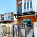 ตลาดชัชวาล คลอง 7 1.9 กม.ให้เช่าทาวน์โฮม 2 ชั้น 18 ตร.วา.