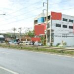 ขนาดใหญ่ ทำเลเด่น ตลาดหินกอง 2.7 กม.ให้เช่า-ขายอาคารพาณิชย์ 3 ชั้