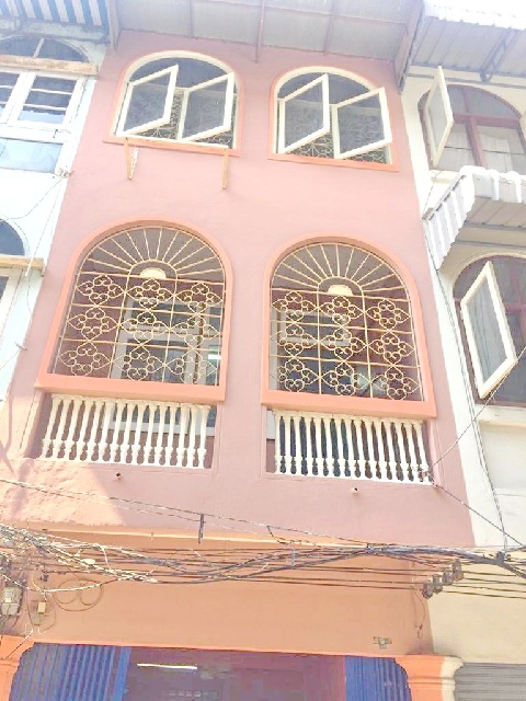 BTS ทองหล่อ 560 ม.รพ.วิมุต สุขุมวิท36-40 ให้เช่าอาคารพาณิชย์ 3 ช