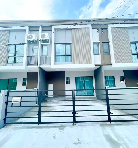 เครื่องใช้ไฟฟ้า เมเจอร์ คลองหนึ่ง MRT รังสิต 1.9กม. พร้อมเฟอร์