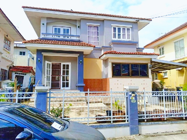 ถ.เทพารักษ์ บิ๊กซี รร.สาธิตบางนา 1.4 กม. 4นอน ให้เช่าบ้าน 2 ชั้