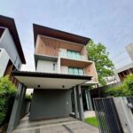 ขายพร้อมผู้เช่า 8.8 ล้าน – สันทราย บ้านสไตล์ Modern Tropical