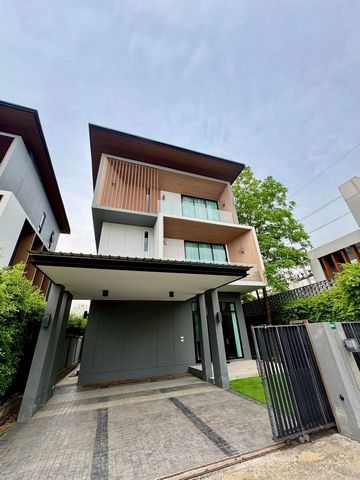 ขายพร้อมผู้เช่า 8.8 ล้าน – สันทราย บ้านสไตล์ Modern Tropical