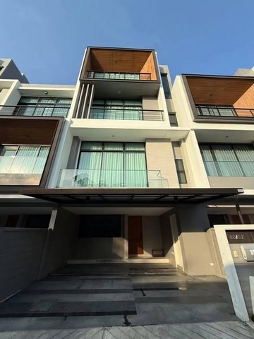 ขายบ้านเดี่ยว Nirvana Define Srinakarin-Rama9 ทำเลกรุงเทพกรีฑา