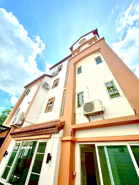 MRT ปากเกร็ด 3.5ชั้น 282ตร.ม. 7แอร์ 7นอน รร.สวนกุหลาบวิทยาลัย 700