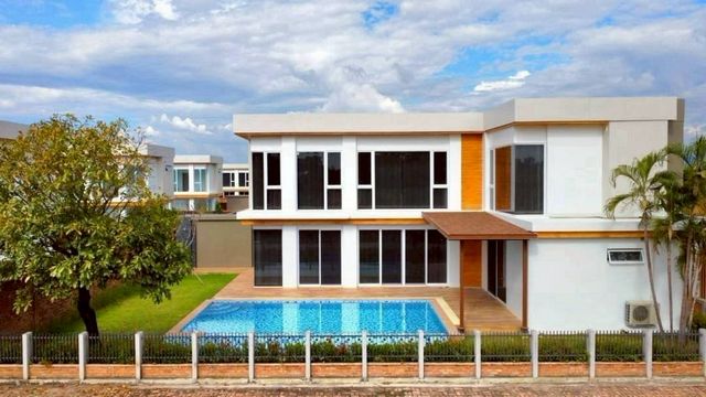 ให้เช่าพูลวิลล่า 65,000 บาท บ้านเดี่ยวพูลวิลล่า สันกำแพง