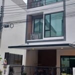 ขายทาวน์โฮม 3 ชั้นหลังมุม หมู่บ้านมิวส์เทียนทะเล 15 บางขุนเทียน