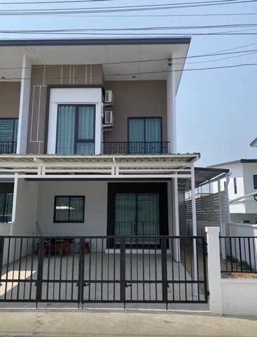 ขายบ้านทาวน์เฮ้าส์หลังมุม ทำเลสวยใจกลางเมืองกาญจนบุรี