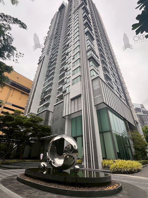 คอนโด ริทึ่ม สุขุมวิท 42 ติดรถไฟฟ้า BTS เอกมัย มีผู้เช่าอยู่