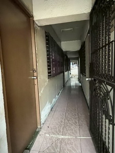 ขายตึก 3 ชั้น เป็นห้องเช่า ซอยศรีบูรพา 12 ถนนศรีบูรพา เขตบางกะปิ