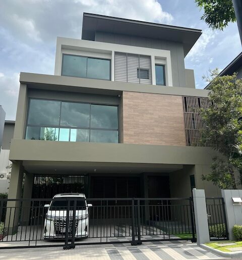 BS973 ขายบ้านเดี่ยว 3 ชั้น พร้อมลิฟต์Grand Bangkok Boulevard ราชพ