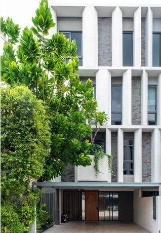 ให้เช่าทาวน์โฮม3.5 ชั้น หมู่บ้านภูริปุรี ลาดพร้าว41